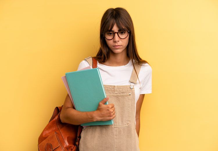 Être introverti à la fac : handicap, faiblesse ou super pouvoir ? - Heyme
